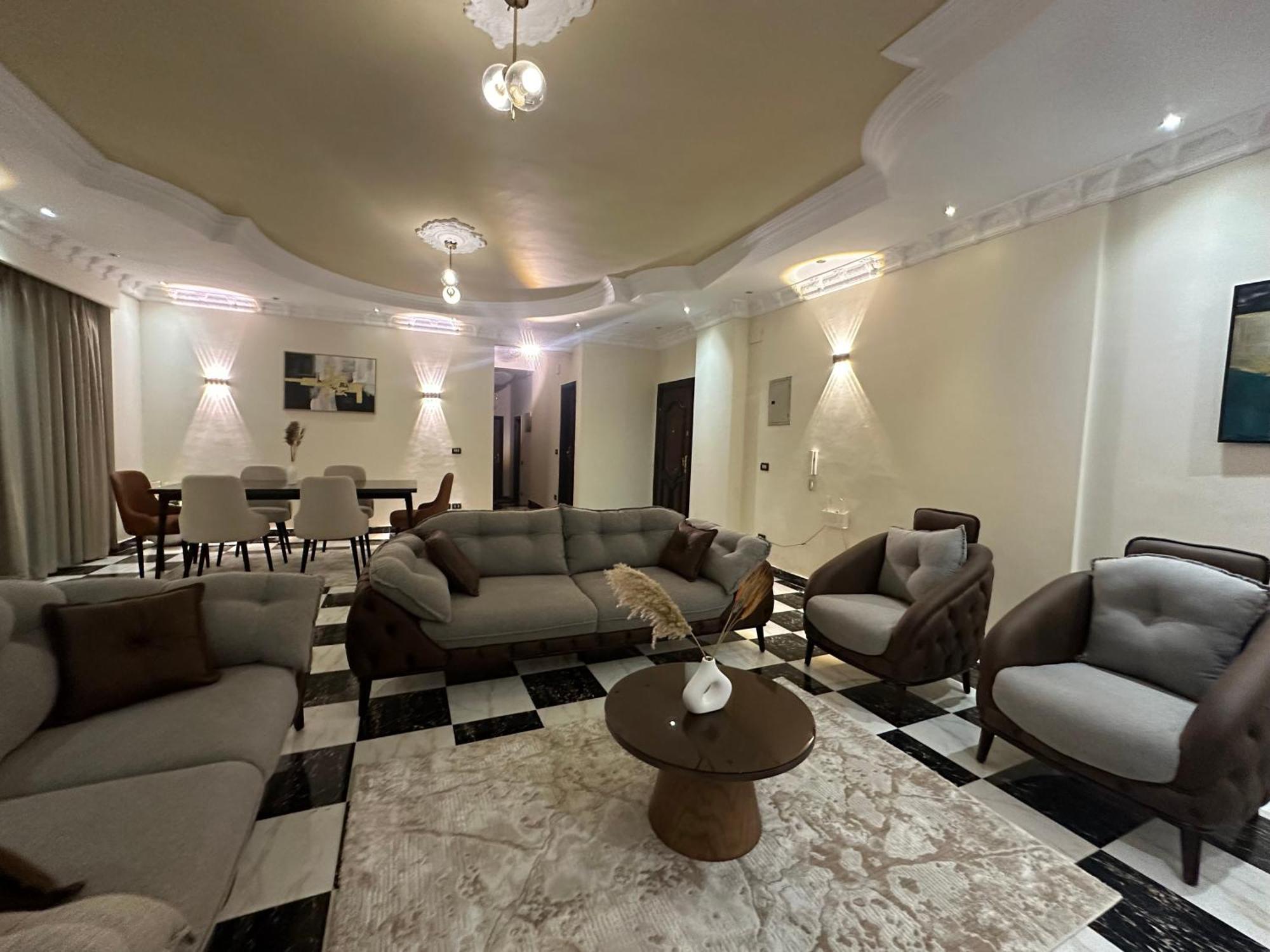 Apartment Chessboard Oasis By Bc Cairo