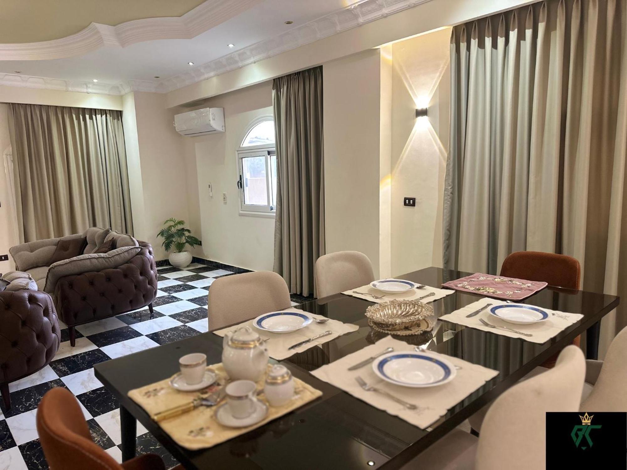 Apartment Chessboard Oasis By Bc Cairo